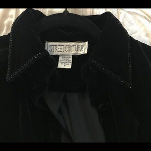 Women’s embellished velvet shirt
